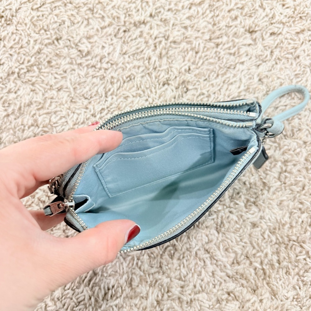 Coach Corner Zip Wristlet Pebbled Leather Mint Green - Picture 5 of 5